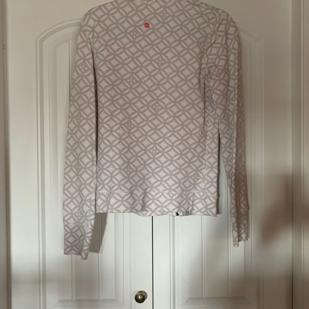Jacket - Picture 2 of 4